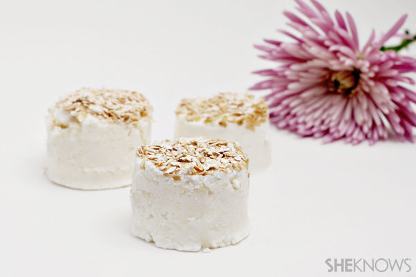 Oatmeal bath bombs