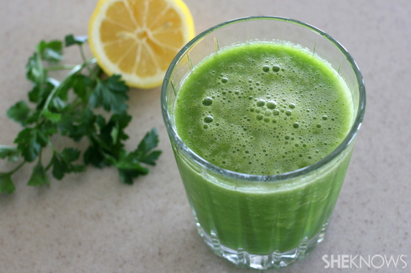 Parsley Lemon Cucumber Celery Smoothie Recipe