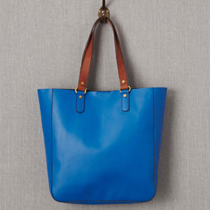 Bold leather shopper