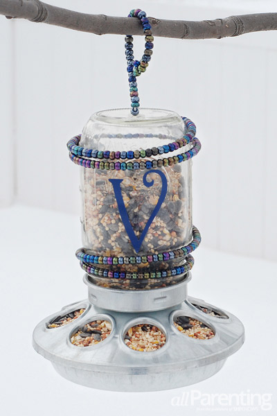 Mason jar bird feeder Mason jar bird feeder
