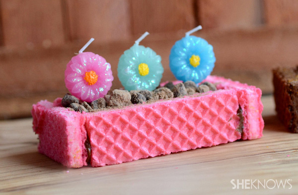 mini cookie flower bed