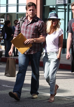 Tori Spelling and Dean McDermott