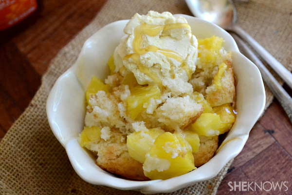 Pineapple cobbler with honey