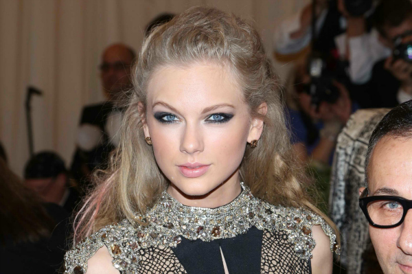 Billboard Music Awards nominee Taylor Swift