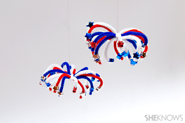 Pipe cleaner fireworks