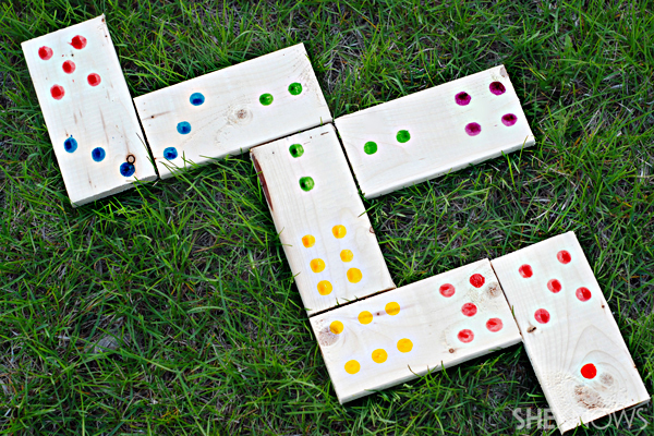 Jumbo lawn dominoes