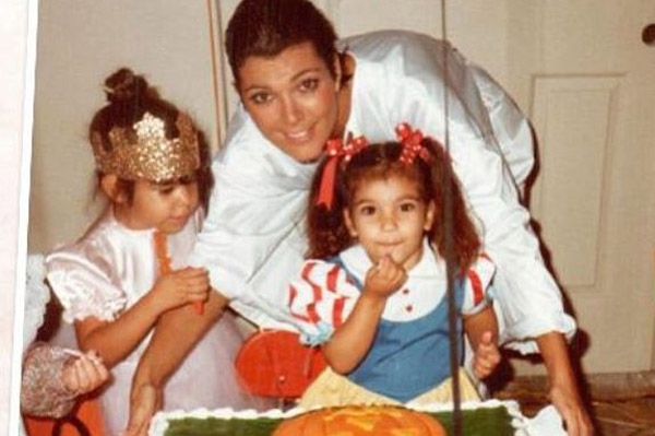 Kris Jenner with Kourtney and Kim Kardashian as kids