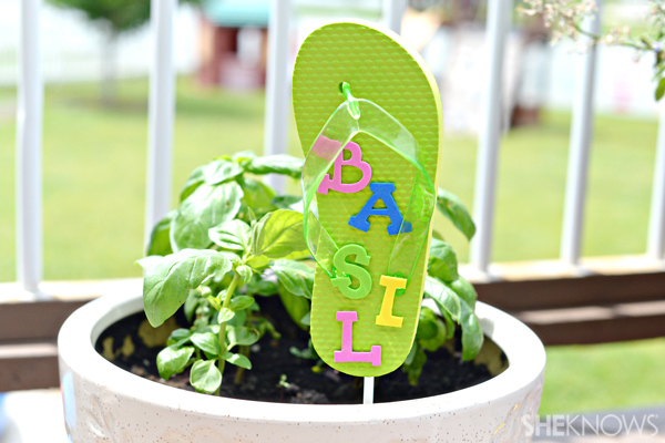 Flip flop garden marker