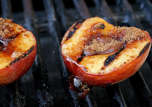 Grilled apricot halves with a chocolate almond filling