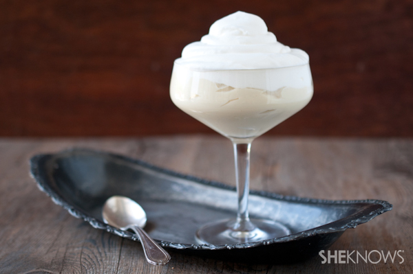 Lemon pudding with whipped cream