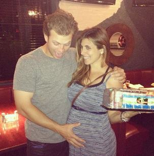 Pregnant Jamie-Lynn Sigler and Cutter
