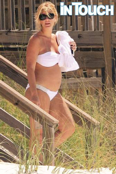 Pregnant Kim Zolciak white bikini - 5th pregnancy