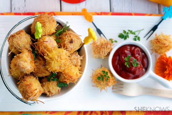 Healthy baked pasta-crusted chicken nuggets