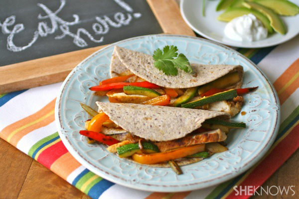 Skillet chicken fajitas