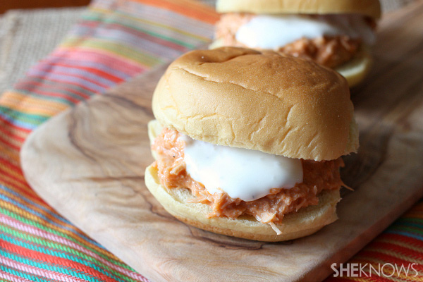 Slow cooker buffalo chicken sliders