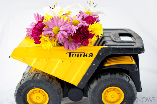 Old toy dump truck planter