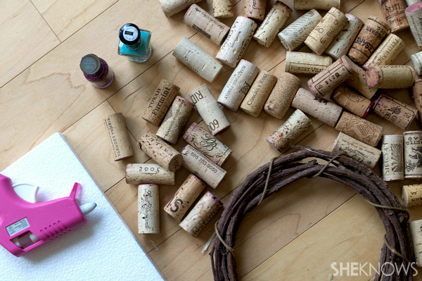 DIY cork wreath materials