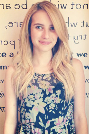 Emma Roberts shows off new hair color on Instagram