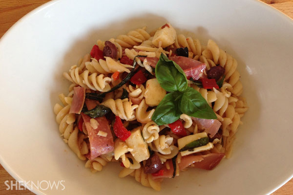 Pasta salad | Sheknows.ca - final product