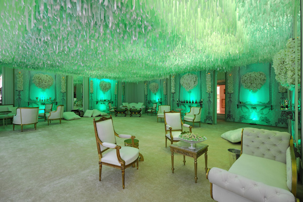 Green bridal suite