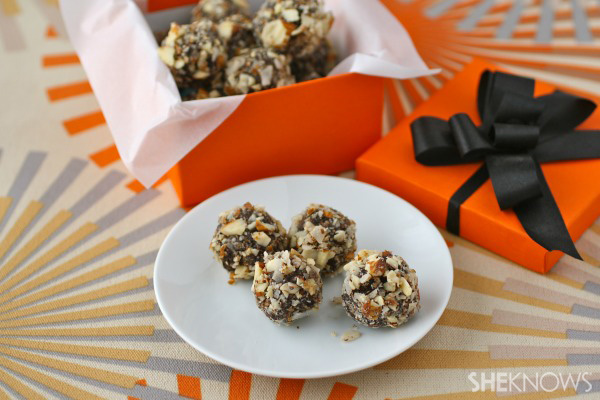 Gluten-free Goodie of the Week: Chocolate-date truffles with coconut & almonds