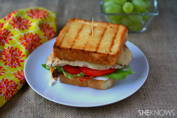 Sunday dinner: Texas toast grilled chicken sandwiches