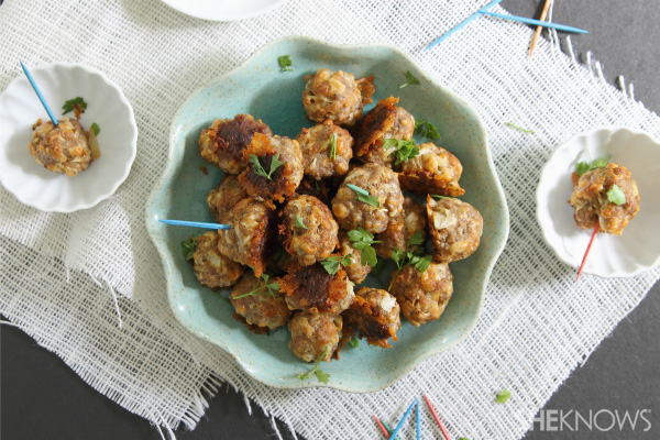 Sausage cheddar balls