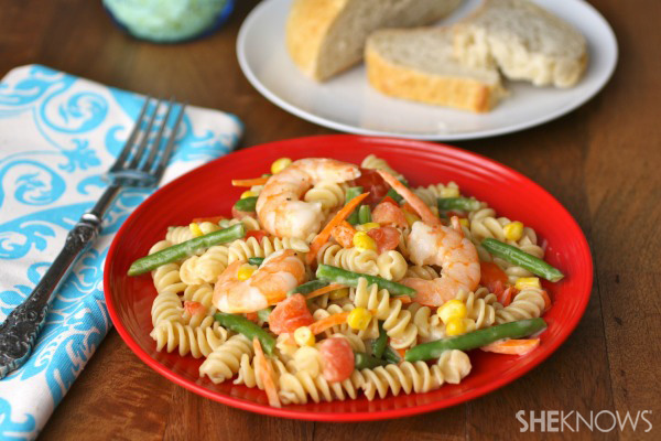 Sunday dinner: Creamy shrimp pasta primavera
