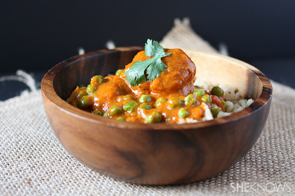 Thai chicken meatball curry