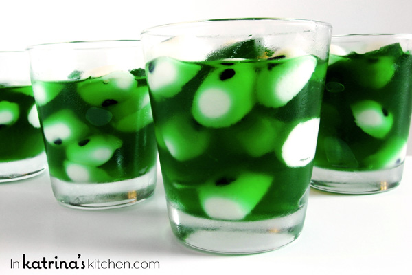 Creepy peepers Jell-O