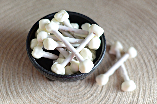 Edible Halloween crafts - Chocolate covered "bones"
