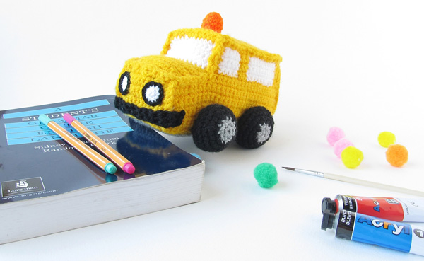 Amigurumi school bus | SheKnows.com