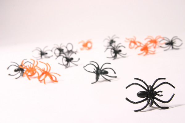 Fake spiders