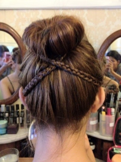 easy sock bun with braid 5 different hair styles for the sock bun easy sock bun with braid 5 different hair styles for the sock bun