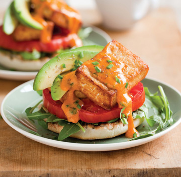 California Benedict with Sriracha-chive Hollandaise