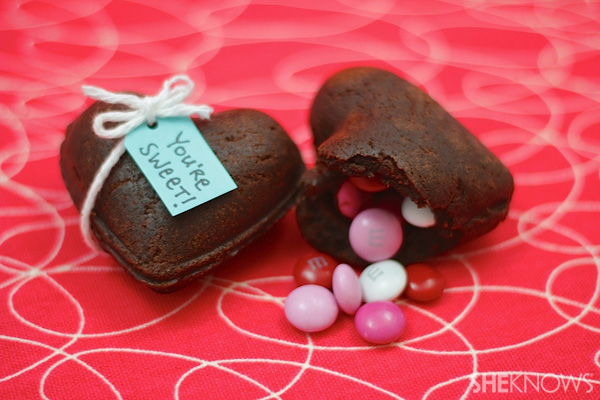 Heart-shaped brownie treasure boxes