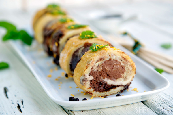 Mint & chocolate ice cream roulade