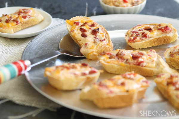 Pimiento cheese and bacon crostini