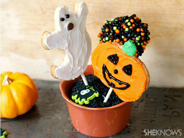 3 Halloween cookie pops