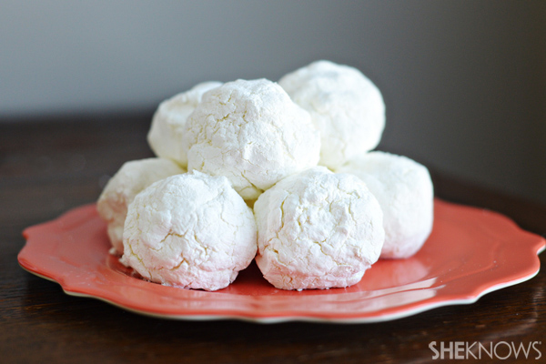 Corn starch snow balls