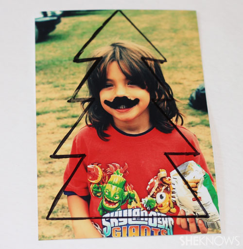 DIY photo placecards: Trace pattern of photo