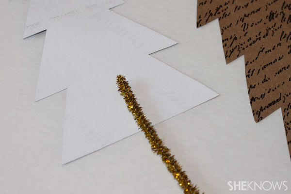 DIY photo placecards: Assemble tree