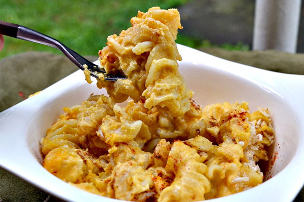 Baked pumpkin mac and cheese