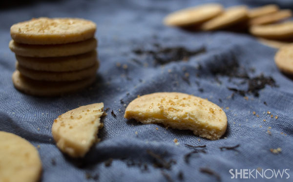Tea-infused vegan shortbread