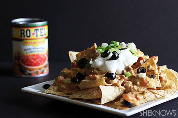 Super-cheesy nachos