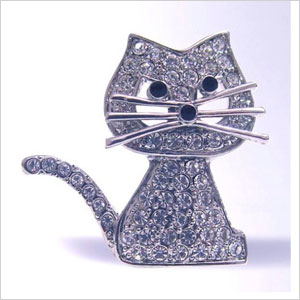 Cat pin