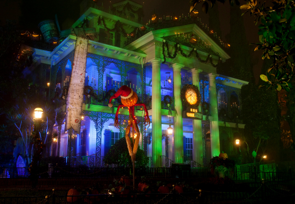 Disney family vacation- Halloween Haunted Mansion