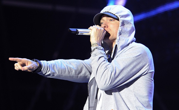 Eminem to perform on SNL