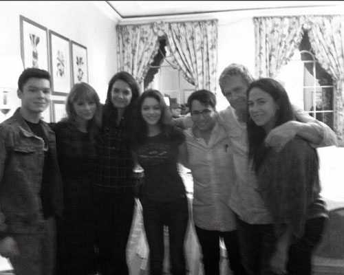 Katie Holmes on twitter
