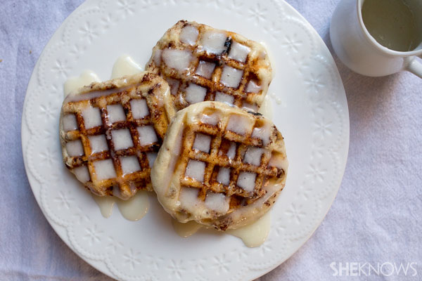Waffle maker cinnamon buns